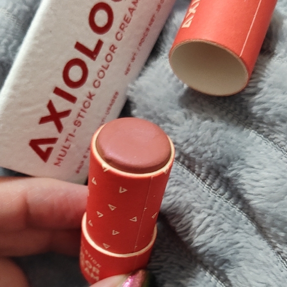 Axiology Multi-Stick Color Cream - Picture 4 of 7
